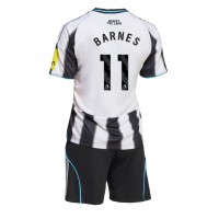 Newcastle United Harvey Barnes #11 Domáci Detský futbalový dres 2025-26 Krátky Rukáv (+ trenírky)